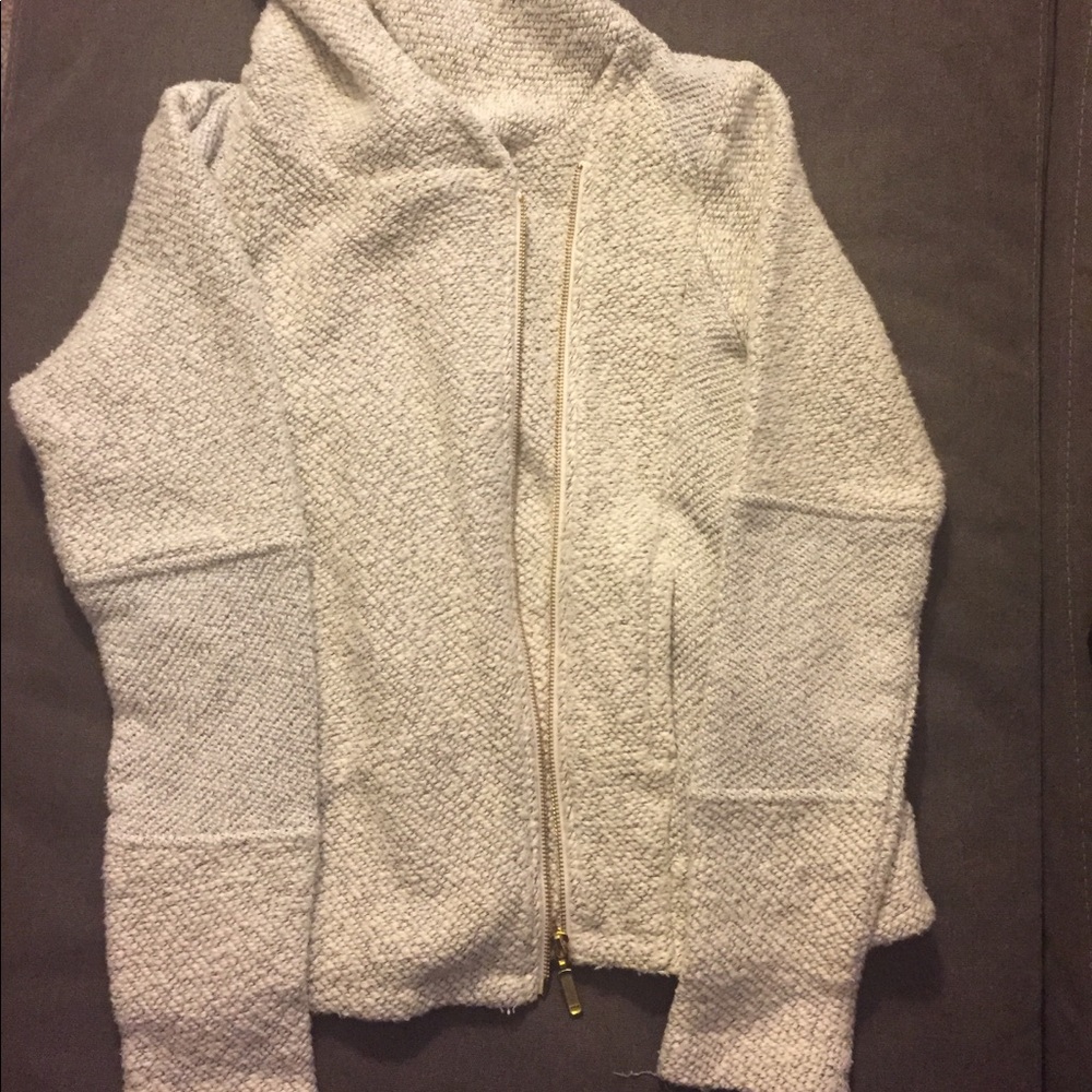 Hooded jacket - Picture 4 of 6